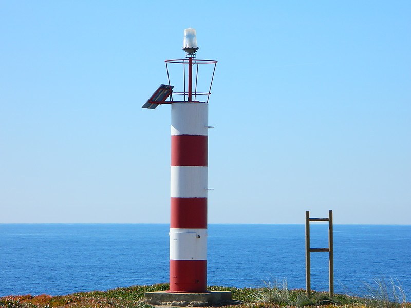 Sines / Porto Covo / Ponta da Gaivota light
Keywords: Portugal;Atlantic ocean;Sines