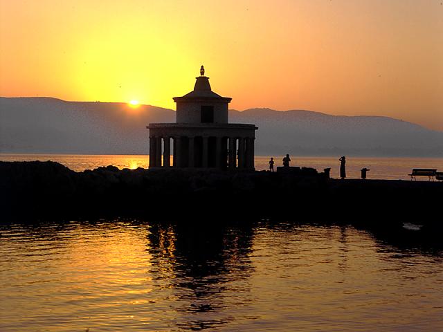 Cephalonia / Argostóli lighthouse (Agios Theodori)
Source of the photo: [url=http://www.faroi.com/]Lighthouses of Greece[/url]
Keywords: Cephalonia;Greece;Ionian sea