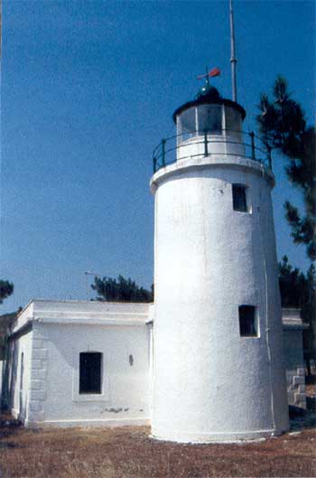 Z?kynthos / Keri lighthouse
Source of the photo: [url=http://www.faroi.com/]Lighthouses of Greece[/url]

Keywords: Zakyntos;Greece;Ionian sea