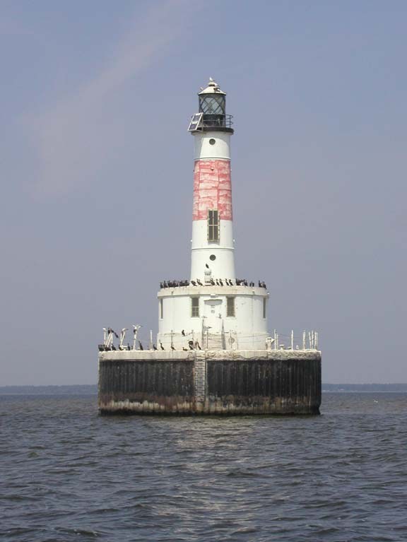 Wisconsin / Peshtigo Reef lighthouse
Author of the photo: [url=https://www.flickr.com/photos/21475135@N05/]Karl Agre[/url]

Keywords: Wisconsin;Green Bay;Lake Michigan;United States;Offshore