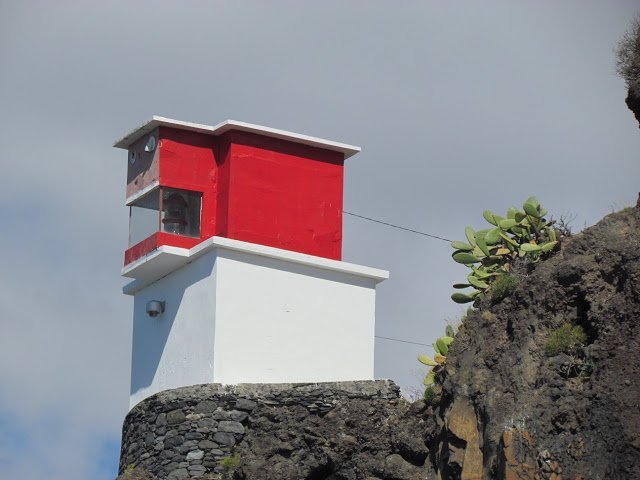 Madeira / Ribeira Brava lighthouse
Keywords: Madeira;Funchal;Portugal;Atlantic ocean