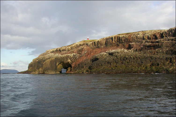 Bordan lighthouse
Author of the photo: [url=http://www.jenskjeld.info/]Marita Gulklett[/url]

Keywords: Faroe Islands;Atlantic ocean
