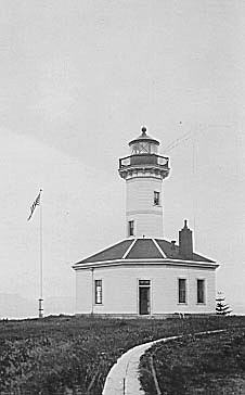 Alaska / Mary Island lighthouse (1)
Photo from [url=http://www.uscg.mil/history/weblighthouses/LHAK.asp]US Coast Guard site[/url]
Keywords: Alaska;United States;Historic;Revillagigedo channel