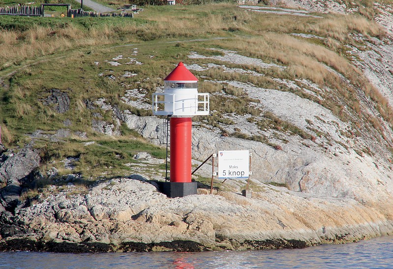 BODø - Nyholmen - SW Point lighthouse
Keywords: Vestfjord;Norway;Norwegian sea;Bodo