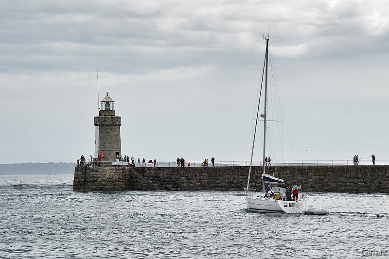 Guernsey / Castle Breakwater (St. Peter Port New Harbour Range Front) lighthouse
Keywords: Guernsey;English channel;United Kingdom