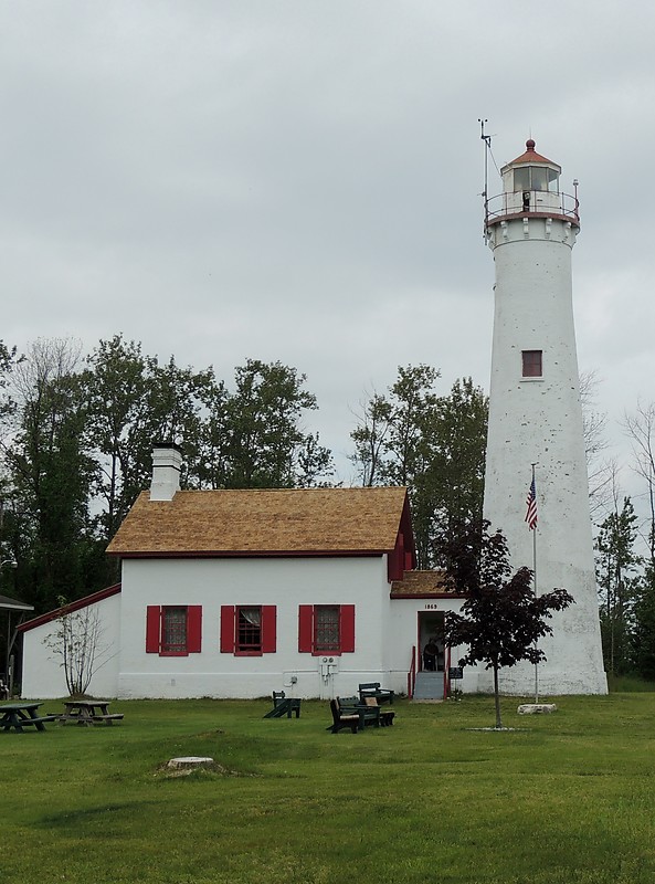 Michigan / Sturgeon Point lighthouse
Author of the photo: [url=https://www.flickr.com/photos/bobindrums/]Robert English[/url]
Keywords: Michigan;Lake Huron;United States