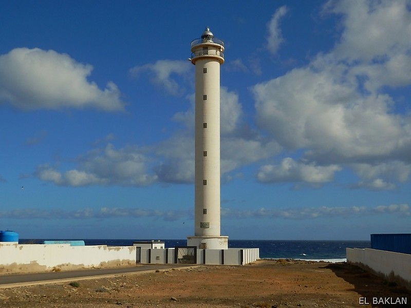 Canary islands / Fuerteventura /  Gaviota lighthouse
AKA Puerto del Rosario
Keywords: Canary islands;Fuerteventura;Atlantic ocean;Spain;Puerto del Rosario
