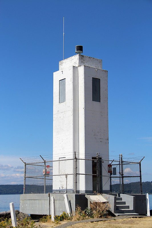 Washington / Browns Point lighthouse
Author of the photo: [url=http://www.flickr.com/photos/21953562@N07/]C. Hanchey[/url]
Keywords: Tacoma;Washington;United States