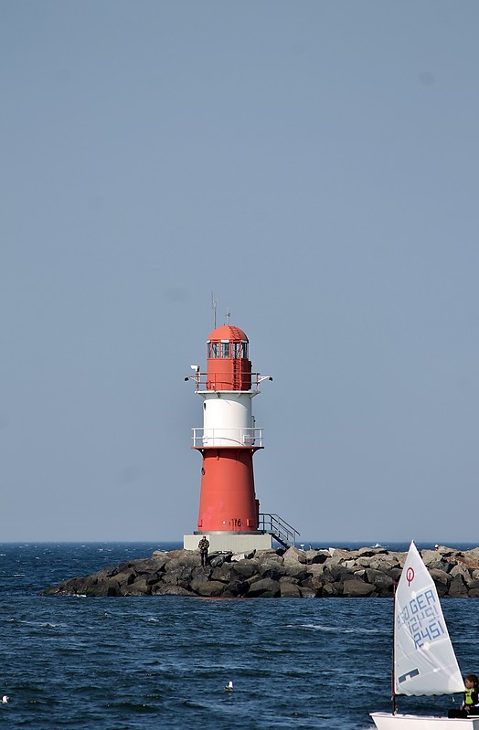 Baltic Sea / Warnem?nde / East Mole lighthouse
Author of the photo: [url=https://www.flickr.com/photos/bobindrums/]Robert English[/url]
Keywords: Warnemunde;Germany;Baltic sea