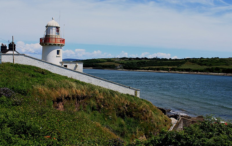 South Coast / Youghal Lighthouse
Author of the photo: [url=https://www.flickr.com/photos/81893592@N07/]Mary Healy Carter[/url]

Keywords: Ireland;Celtic sea;Youghal