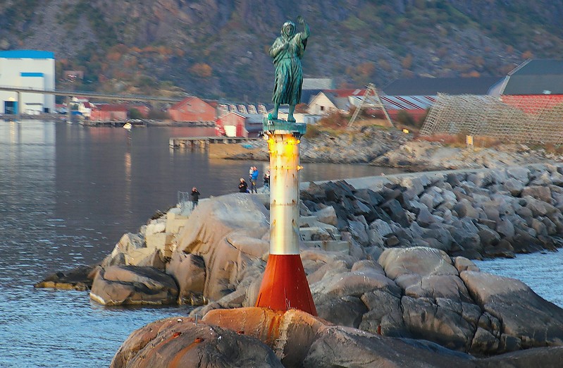 SVOLVÆR - Vestre Vabeinan light
Keywords: Svolvaer;Lofoten;Vestfjord;Norway;Norwegian sea