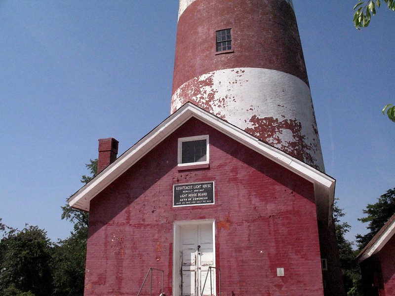 Virginia / Assateague lighthouse - entrance
Author of the photo: [url=http://www.flickr.com/photos/21953562@N07/]C. Hanchey[/url]
Keywords: United States;Virginia;Atlantic ocean;Interior