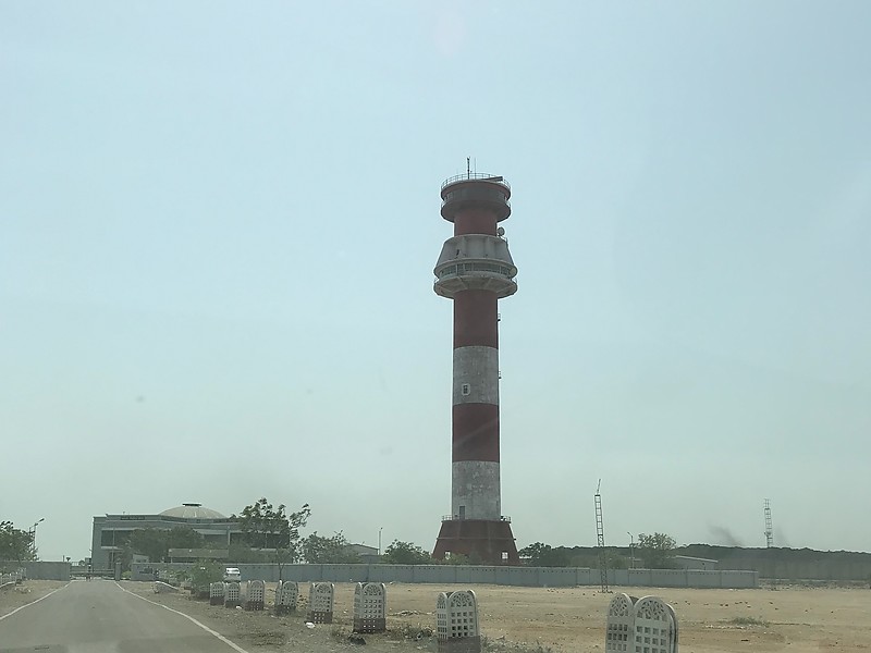 Kandla Port / Navlakhi lighthouse and radar tower
Keywords: India;Gulf of Kutch;Kandla;Vessel Traffic Service