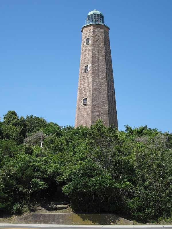 Virginia / Cape Henry (Old) lighthouse
Author of the photo: [url=http://www.flickr.com/photos/21953562@N07/]C. Hanchey[/url]
Keywords: United States;Virginia;Atlantic ocean