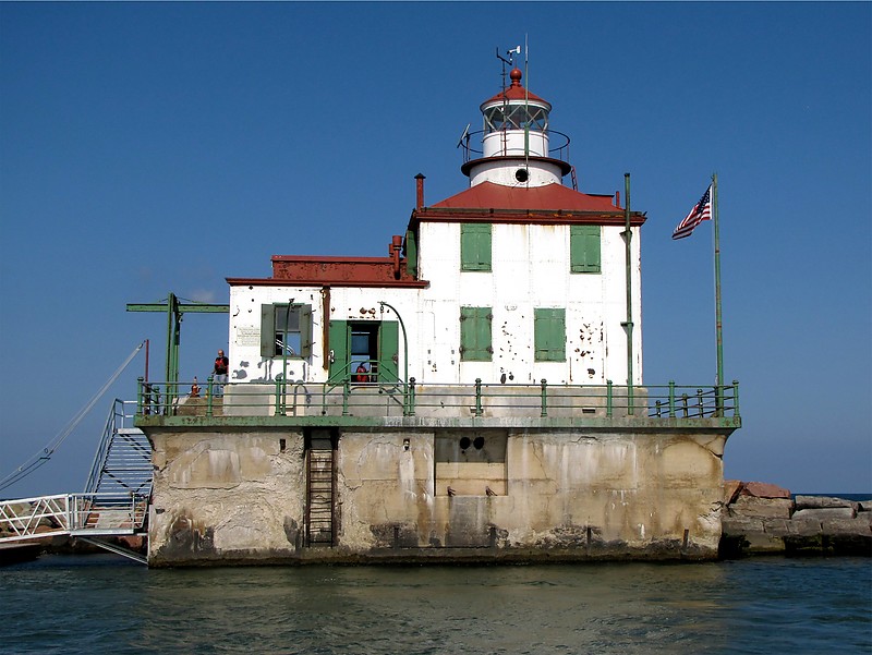 Ohio / Ashtabula lighthouse
Author of the photo: [url=https://www.flickr.com/photos/bobindrums/]Robert English[/url]
Keywords: Lake Erie;Ohio;United States