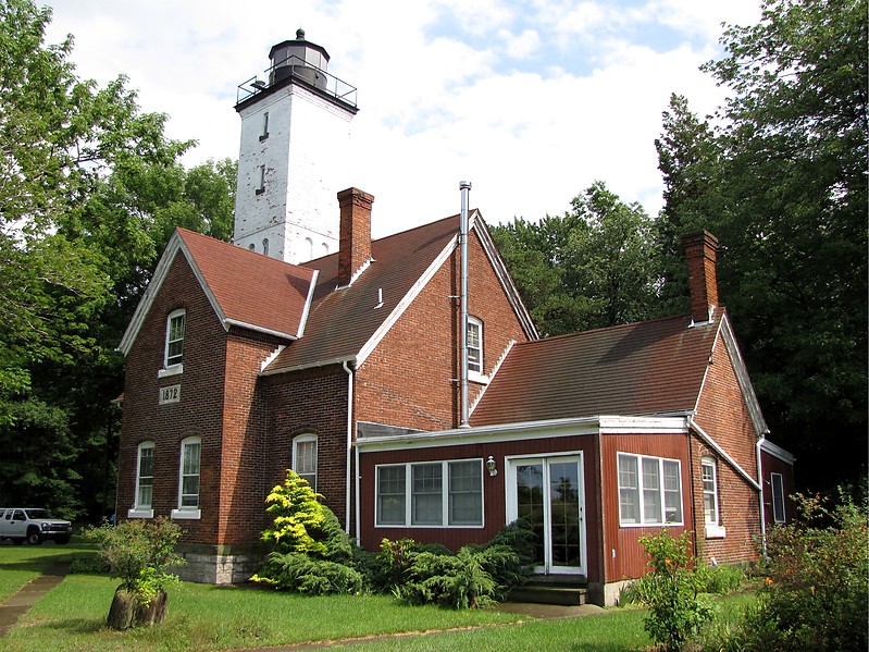 Pennsylvania / Presque Isle lighthouse
Author of the photo: [url=https://www.flickr.com/photos/bobindrums/]Robert English[/url]
Keywords: Pennsylvania;Erie;Lake Erie;United States