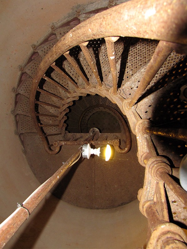 New York / Braddock Point lighthouse - interior
Author of the photo: [url=https://www.flickr.com/photos/bobindrums/]Robert English[/url]
Keywords: New York;United States;Ontario;Interior