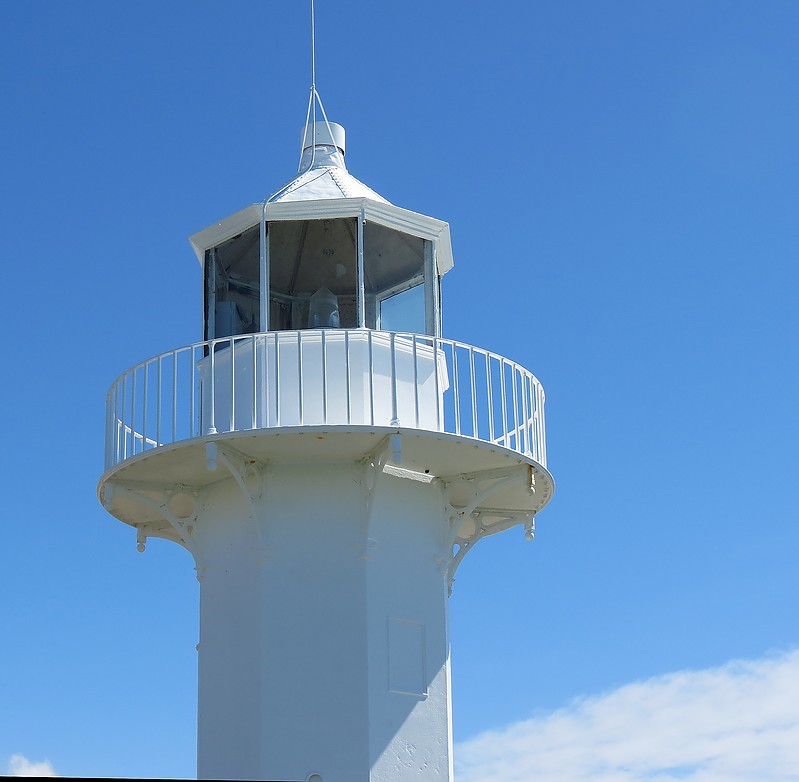Tuhawaiki Point (Jack's Point) lighthouse - lantern
Author of the photo: [url=https://www.flickr.com/photos/21475135@N05/]Karl Agre[/url]
Keywords: New Zealand;South Island;Pacific ocean