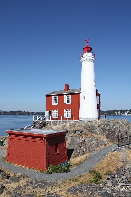 British Columbia / Vancouver Island / Fisgard Lighthouse
Built in 1860 as the first lighthouse on Canada's Westcoast
Author of the photo: [url=http://www.flickr.com/photos/21953562@N07/]C. Hanchey[/url]
Keywords: Victoria;Canada;British Columbia