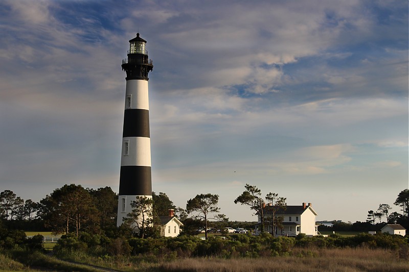 North Carolina / Cape Lookout lighthouse
Author of the photo: [url=https://www.flickr.com/photos/31291809@N05/]Will[/url]
Keywords: North Carolina;Atlantic ocean;United States