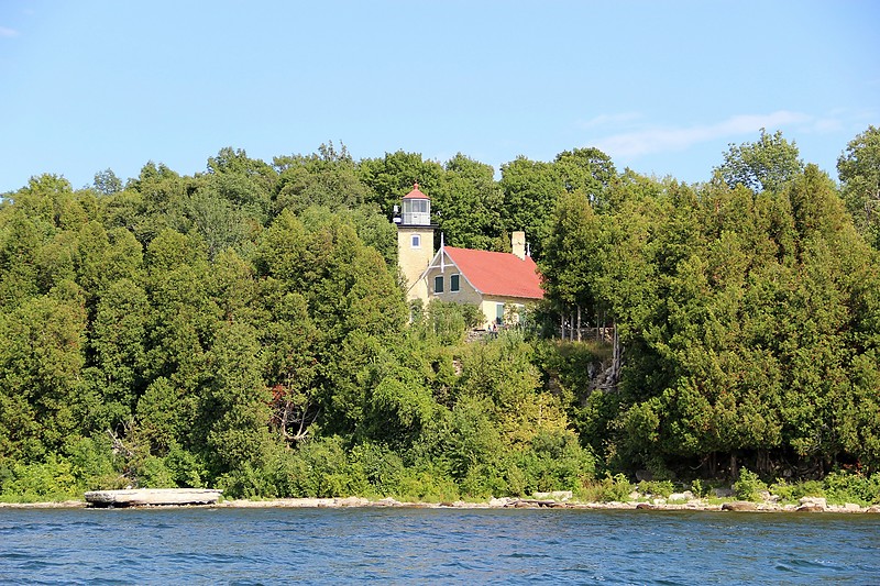 Wisconsin / Eagle Bluff lighthouse
Author of the photo: [url=http://www.flickr.com/photos/21953562@N07/]C. Hanchey[/url]
Keywords: Wisconsin;United States;Lake Michigan