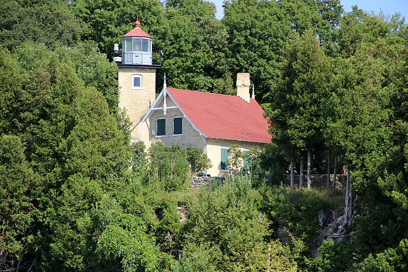 Wisconsin / Eagle Bluff lighthouse
Author of the photo: [url=http://www.flickr.com/photos/21953562@N07/]C. Hanchey[/url]
Keywords: Wisconsin;United States;Lake Michigan