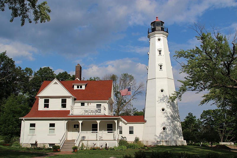 Wisconsin / Milwaukee / North Point lighthouse
Author of the photo: [url=http://www.flickr.com/photos/21953562@N07/]C. Hanchey[/url]
Keywords: Milwaukee;Wisconsin;United States;Lake Michigan