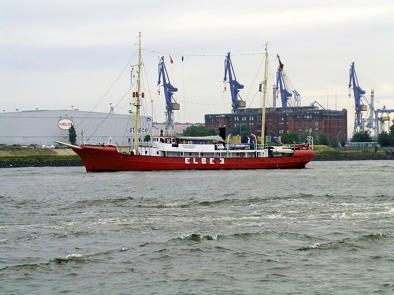 Lightship Elbe 3
Permission granted by [url=http://forum.shipspotting.com/index.php?action=profile;u=21661]Lutz Hohaus[/url]
[url=http://www.shipspotting.com/gallery/photo.php?lid=666456]Original photo[/url]
Built in 1888 with Johann Lange,Vegesack
Lenght o. all : 45,1 m
Breath, moulded : 7,1 m
Depth, moulded : 3,95 m
Deadweight 600 tons
Measurement : 256 BRT
Keywords: Germany;Hamburg;North sea;Lightship