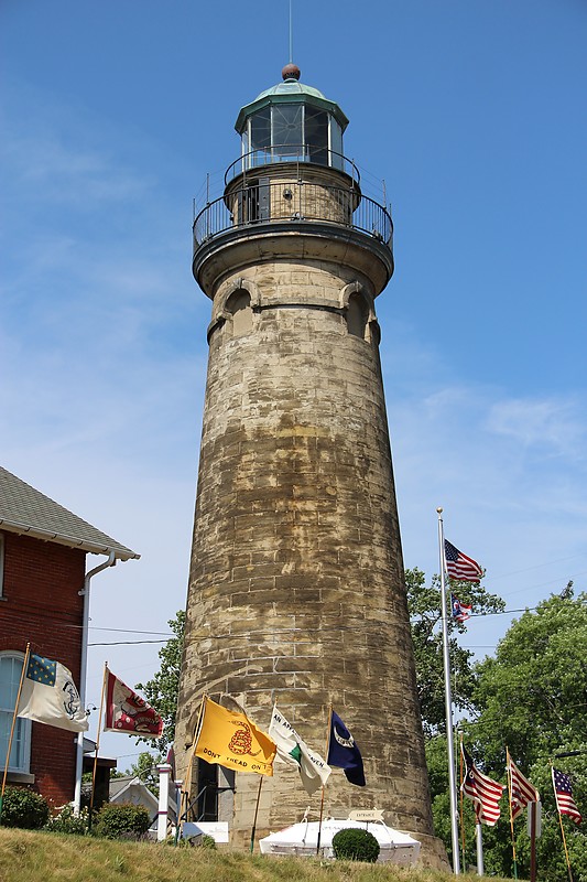 Ohio / Old Fairport lighthouse
Author of the photo: [url=http://www.flickr.com/photos/21953562@N07/]C. Hanchey[/url]
Keywords: Fairport;Lake Erie;Ohio;United States