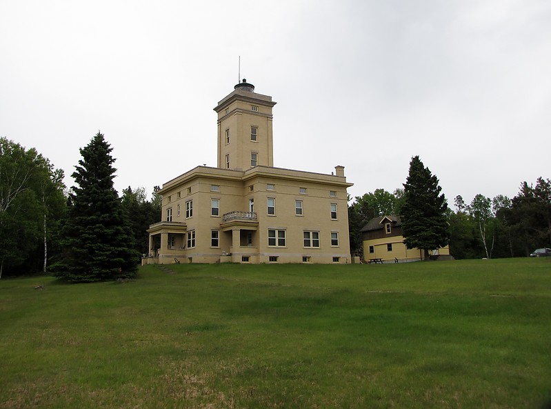 Michigan / Sand Hills lighthouse
Author of the photo: [url=https://www.flickr.com/photos/bobindrums/]Robert English[/url]
Keywords: Michigan;Lake Superior;United States