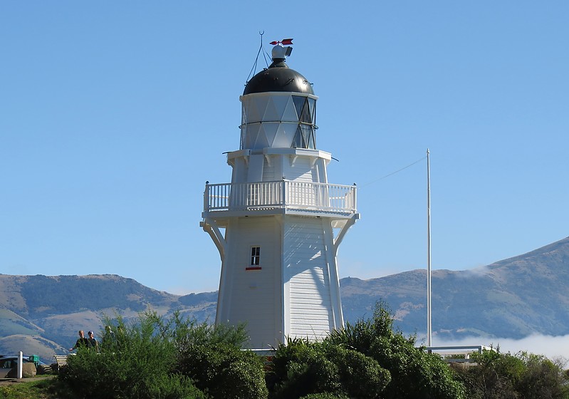 Akaroa Head Lighthouse
Author of the photo: [url=https://www.flickr.com/photos/larrymyhre/]Larry Myhre[/url]
Keywords: New Zealand;Pacific ocean