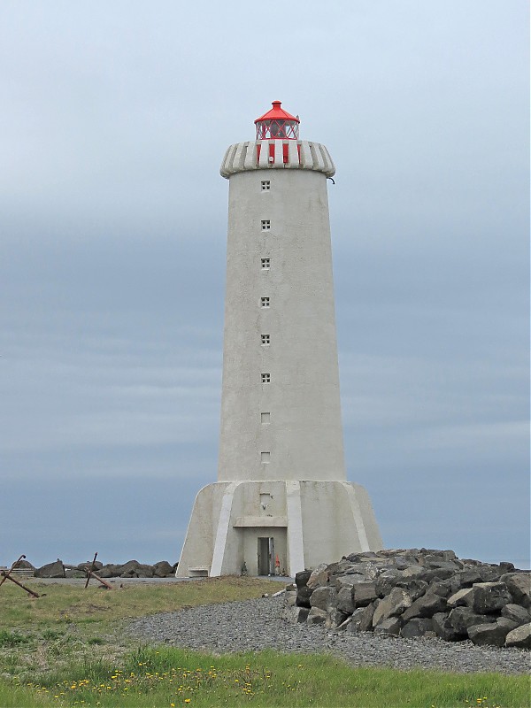 Akranes lighthouse
Author of the photo: [url=https://www.flickr.com/photos/21475135@N05/]Karl Agre[/url]
Keywords: Akranes;Iceland;Atlantic ocean