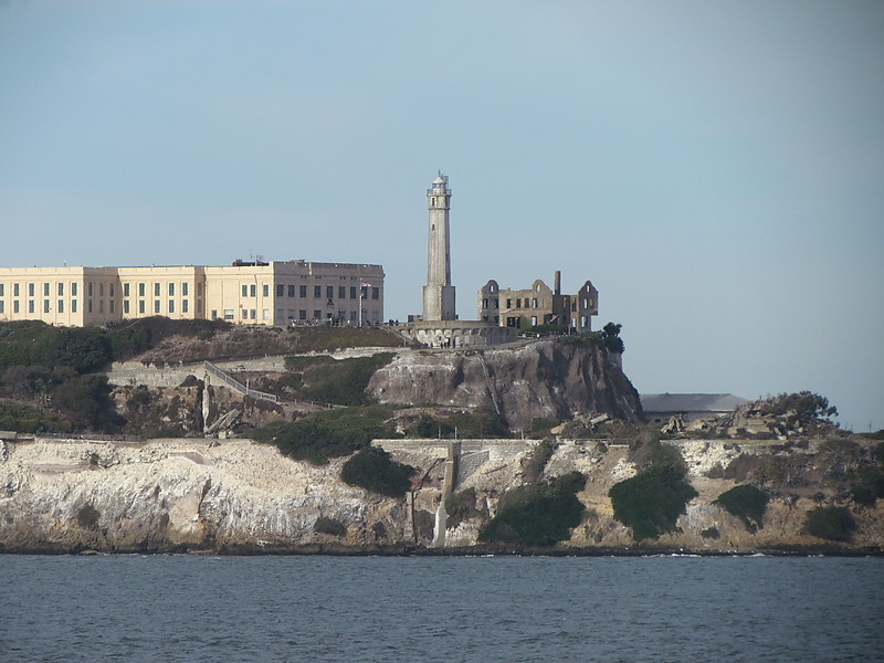California / San Francisco / Alcatraz Lighthouse
             
Keywords: Alcatraz;San Francisco;United States;California;Pacific ocean