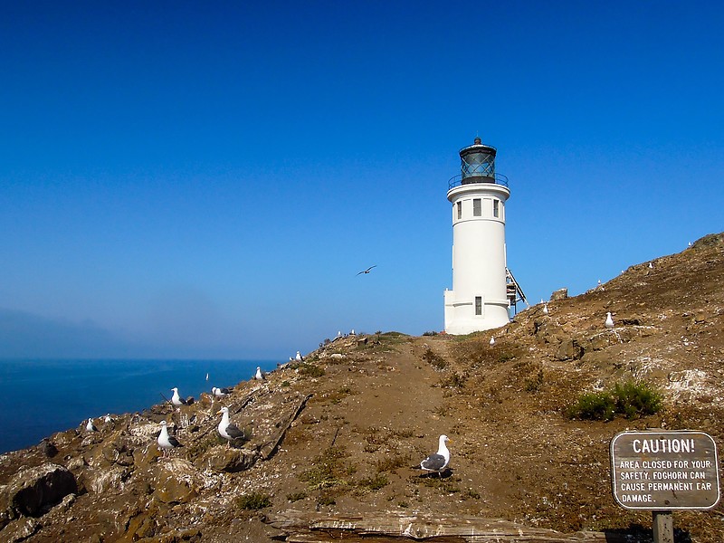 California / Anacapa island lighthouse
Author of the photo: [url=https://www.flickr.com/photos/lighthouser/sets]Rick[/url]
Keywords: United States;Pacific ocean;California