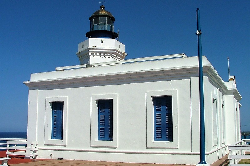 Arecibo lighthouse
Author of the photo: [url=https://www.flickr.com/photos/larrymyhre/]Larry Myhre[/url]
Keywords: Puerto Rico;Caribbean sea