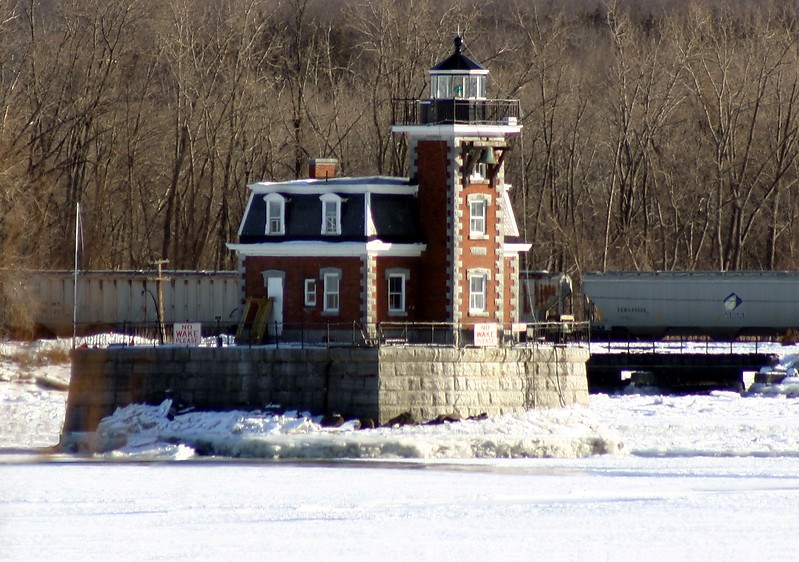 New York / Hudson City / Hudson-Athens lighthouse
Author of the photo: [url=https://www.flickr.com/photos/31291809@N05/]Will[/url]

Keywords: Hudson River;New York;United States;Winter