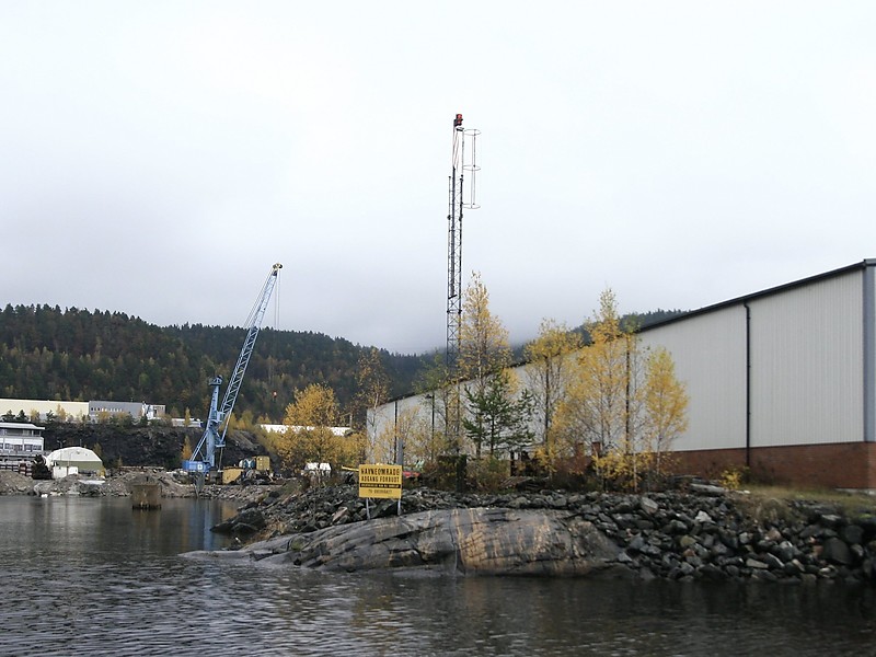 Langesundsbukta / Frierfjorden / Lauvöyane Ldg Lts Rear
Keywords: Langesundsbukta;Frierfjorden;Norway;Porsgrunn