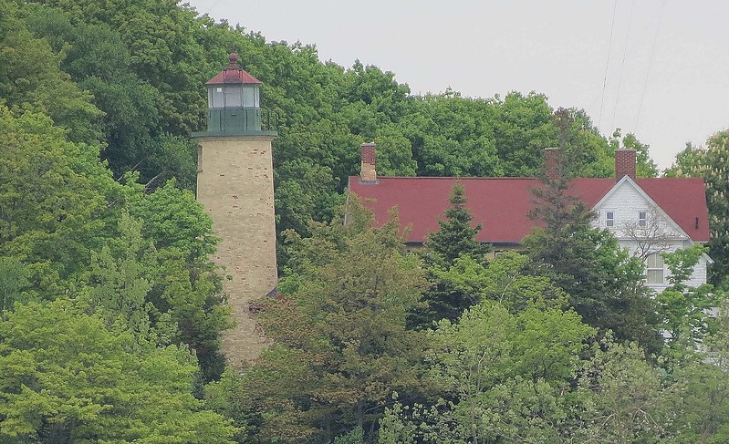 Michigan /  Beaver Head lighthouse
AKA  Beaver island 
Author of the photo: [url=https://www.flickr.com/photos/21475135@N05/]Karl Agre[/url]

Keywords: Michigan;Lake Michigan;United States