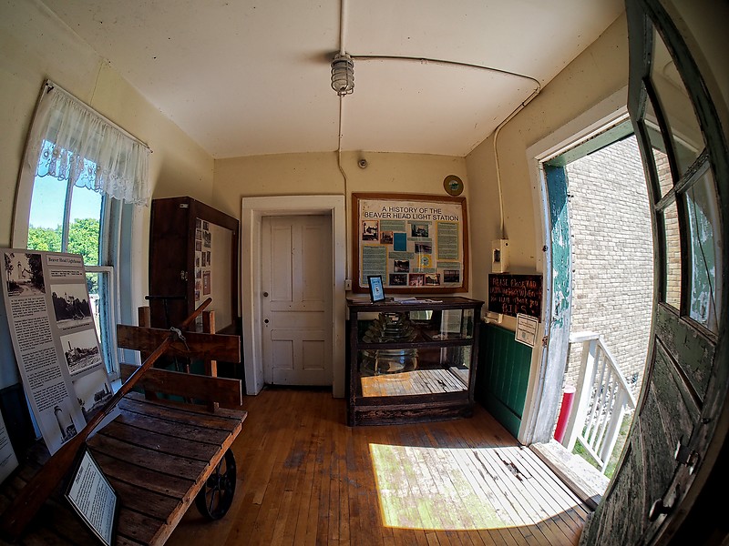 Michigan /  Beaver Head lighthouse - interior
Author of the photo: [url=https://www.flickr.com/photos/selectorjonathonphotography/]Selector Jonathon Photography[/url]
Keywords: Michigan;Lake Michigan;United States;Interior