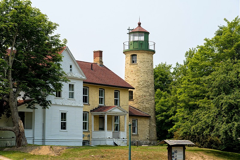 Michigan /  Beaver Head lighthouse
Author of the photo: [url=https://www.flickr.com/photos/selectorjonathonphotography/]Selector Jonathon Photography[/url]
Keywords: Michigan;Lake Michigan;United States