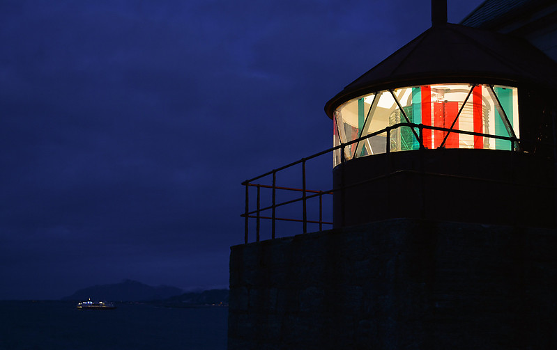 Bjørnsund Lighthouse
Author of the photo: [url=https://www.flickr.com/photos/ranveig/]Ranveig Marie[/url]
Keywords: Hustadvika;Bjornsund;Norway;Norwegian sea;Lantern;Night