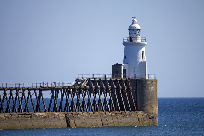 Blyth / East pier lighthouse
Author of the photo: [url=https://jeremydentremont.smugmug.com/]nelights[/url]
Keywords: Northumberland;Blyth;North sea;England;United Kingdom