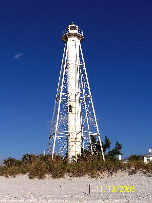 Florida / Gasparilla Island / Boca Grande Entrance Range Rear lighthouse
Author of the photo: [url=https://www.flickr.com/photos/bobindrums/]Robert English[/url]

Keywords: Florida;Gulf of Mexico;United States;Fort Myers