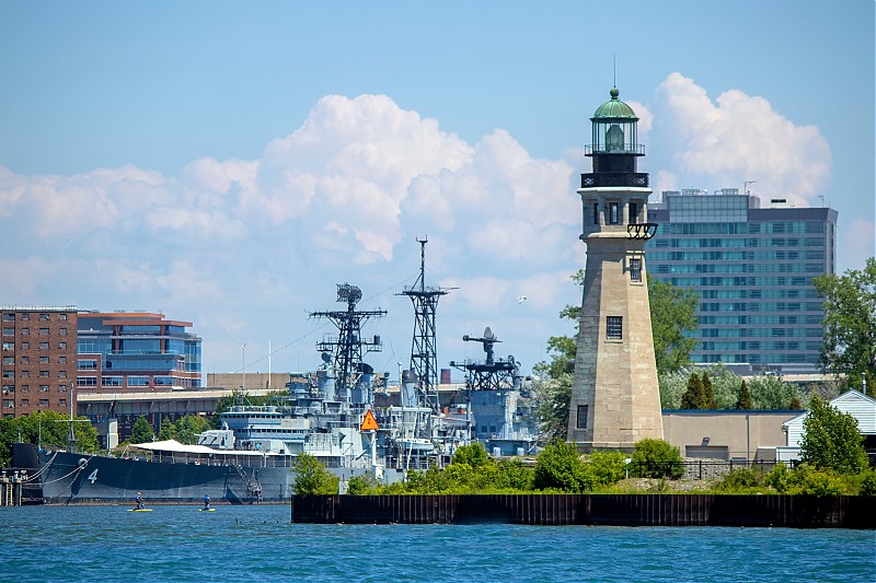 New York / Buffalo Main lighthouse
Author of the photo: [url=https://jeremydentremont.smugmug.com/]nelights[/url]
Keywords: New York;Buffalo;United States;Lake Erie