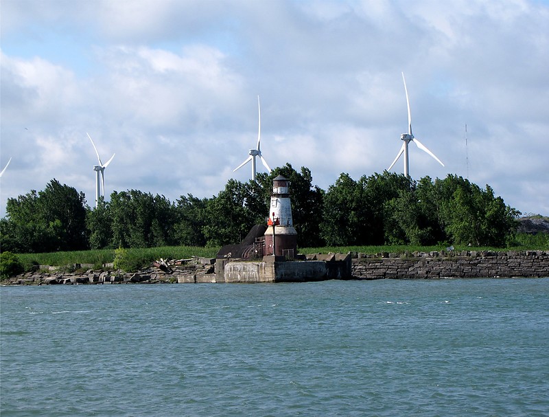 New York / Buffalo Harbor South Entrance (South Buffalo) lighthouse
Keywords: New York;Buffalo;United States;Lake Erie