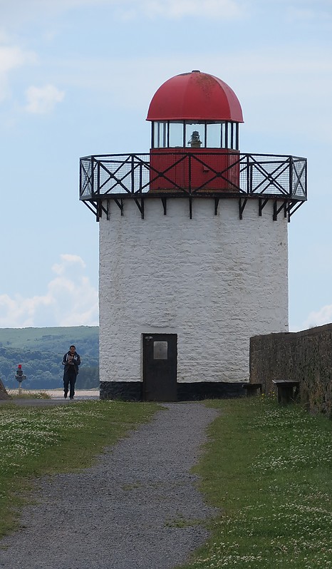Burry Port lighthouse
Author of the photo: [url=https://www.flickr.com/photos/21475135@N05/]Karl Agre[/url]
Keywords: Irish sea;Wales;United Kingdom