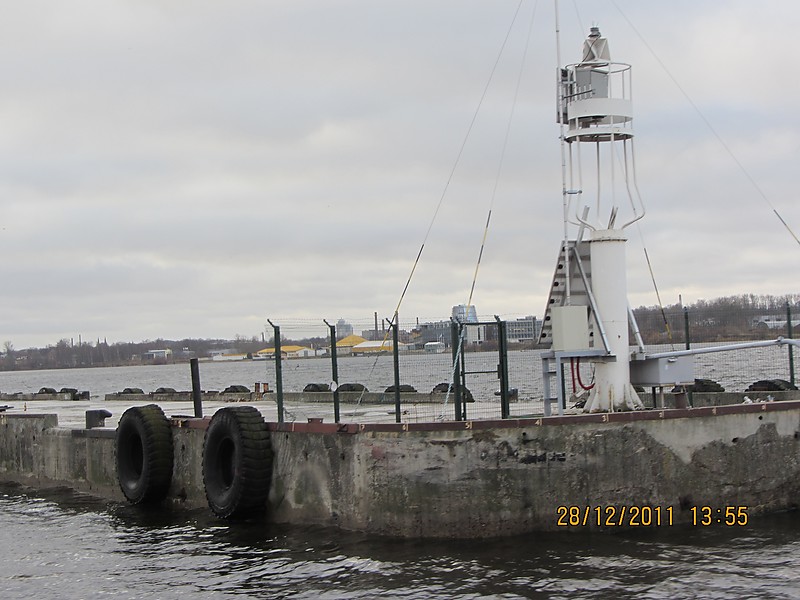Port of Riga / Eksportosta Mole Head light
Keywords: Latvia;Riga;Daugava