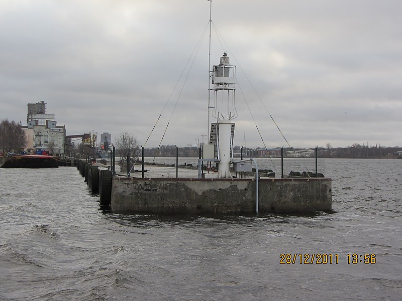 Port of Riga / Eksportosta Mole Head light
Keywords: Latvia;Riga;Daugava