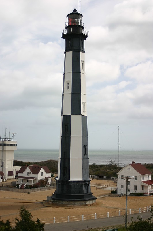 Virginia / Cape Henry (New) lighthouse
Author of the photo: [url=https://www.flickr.com/photos/31291809@N05/]Will[/url]
Keywords: United States;Virginia;Atlantic ocean