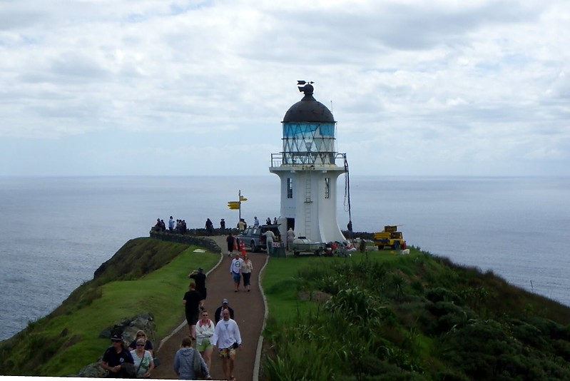 Cape Reinga Lighthouse
Author of the photo: [url=https://www.flickr.com/photos/16141175@N03/]Graham And Dairne[/url]

Keywords: Cape Reinga;New Zealand;Pacific ocean;Tasman sea